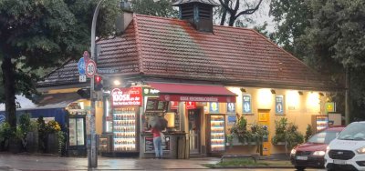 Kiosk in der Nähe - 24/7 SPTI, BDCHEN UND TRINKHALLE
